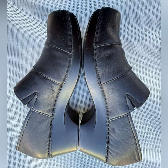 DANSKO WOMENS SIZE 39 Black color - Picture 2 of 9